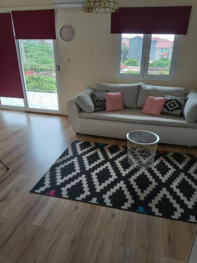 Apartments Popaj Komiža Kültér fotó