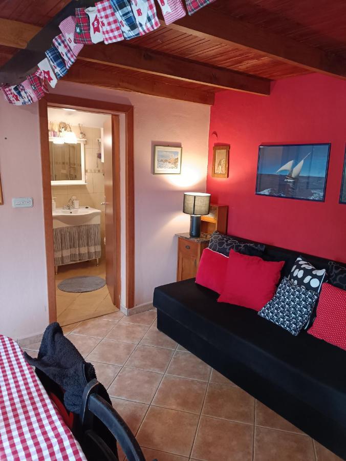Apartments Popaj Komiža Kültér fotó