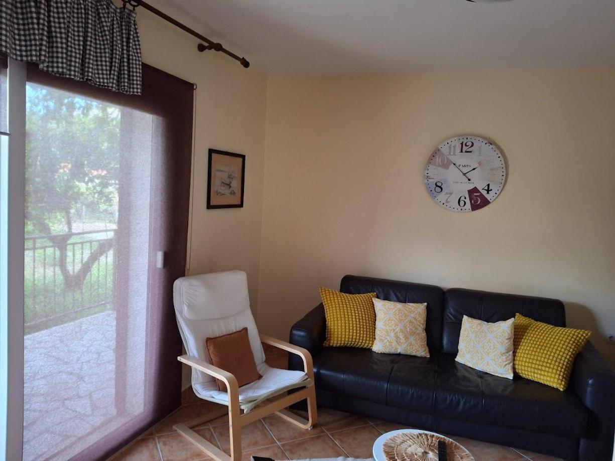 Apartments Popaj Komiža Kültér fotó