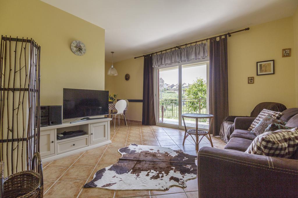 Apartments Popaj Komiža Kültér fotó