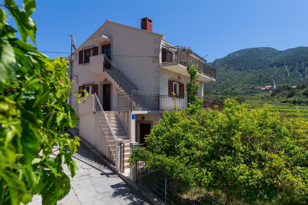 Apartments Popaj Komiža Kültér fotó