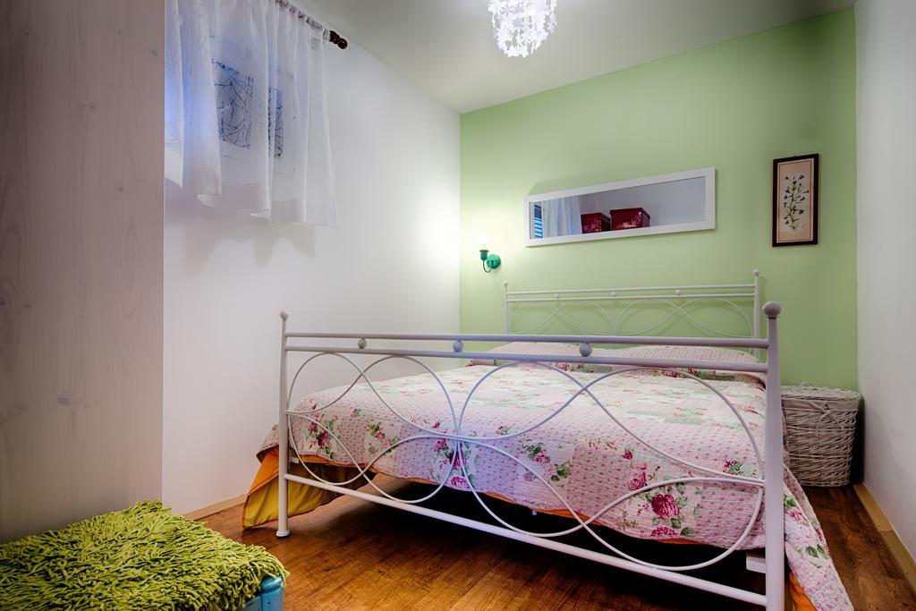 Apartments Popaj Komiža Kültér fotó
