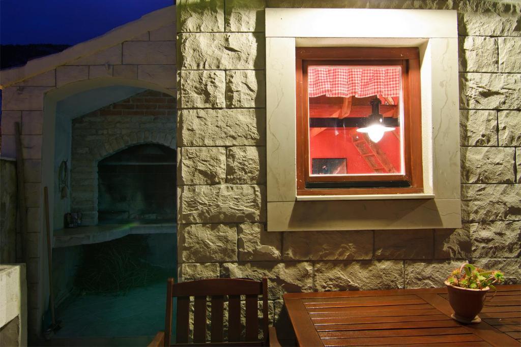 Apartments Popaj Komiža Szoba fotó